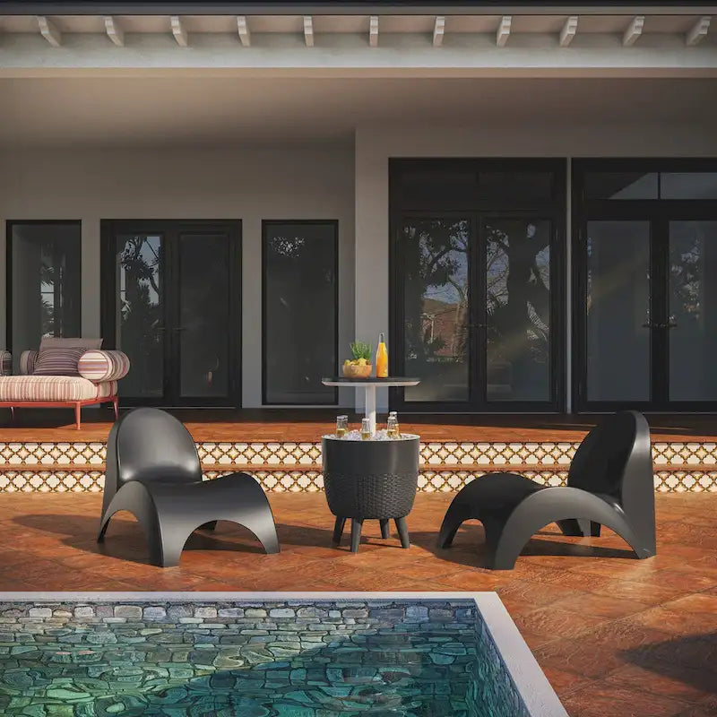 Angel Trumplet chaise lounge set with cooler