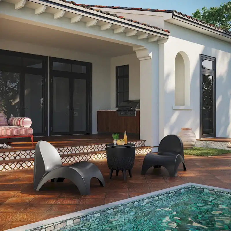 Angel Trumplet chaise lounge set with cooler